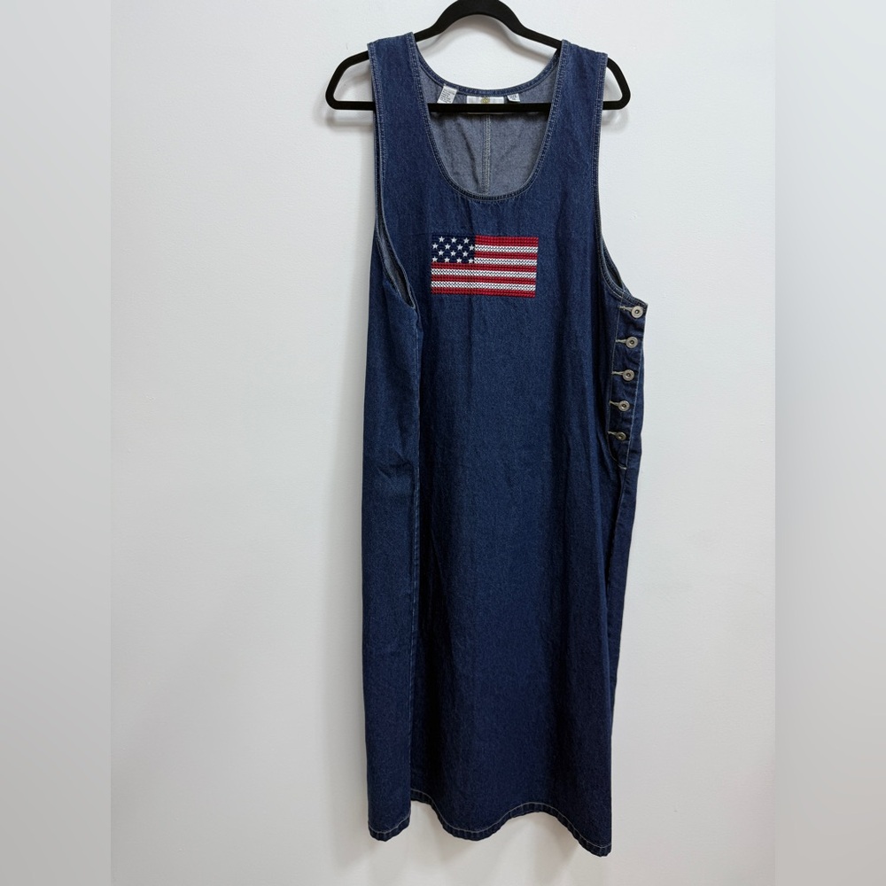 Sunshine Apparel Denim Dress with American Flag Patch, size 1X NWOT.